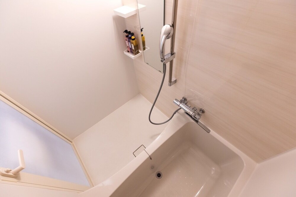 Basic Double Room - Photo 10