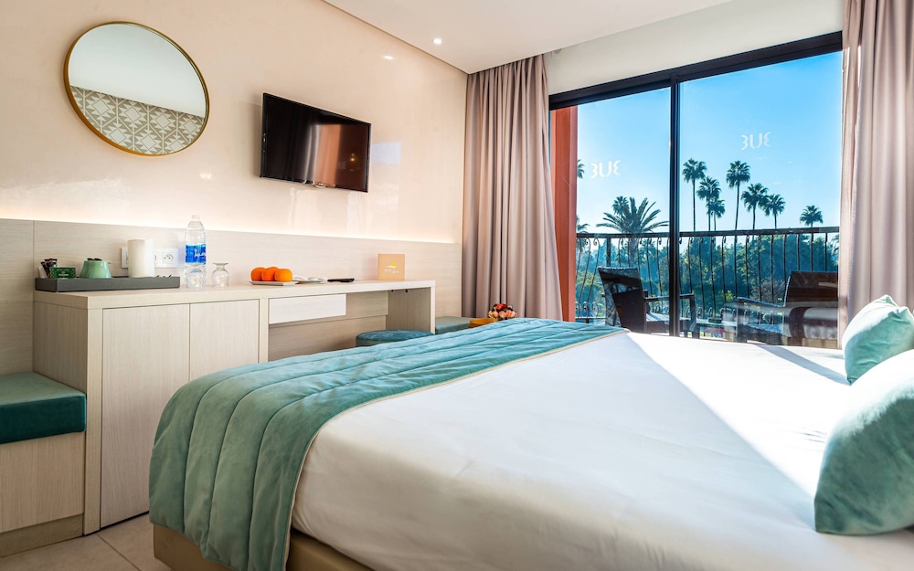 Double Room with Balcony Pool View