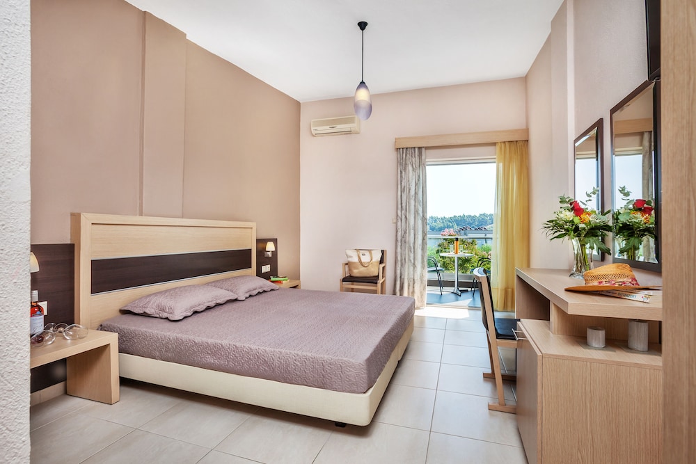 Standard Double Room photo 1
