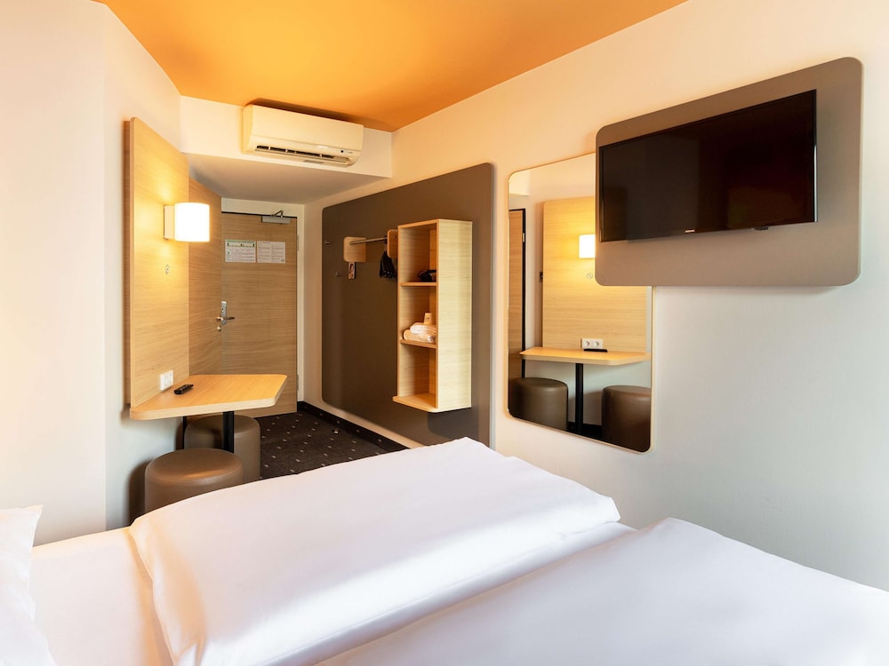 Double Room - Photo 5