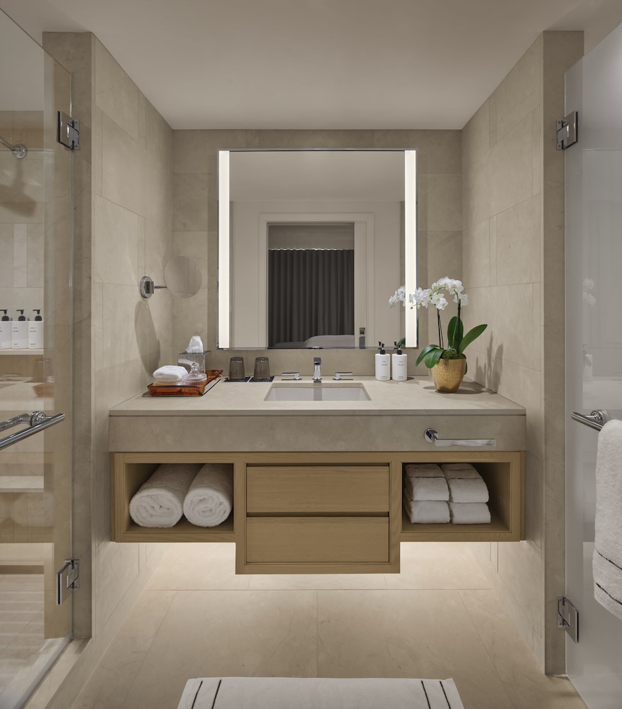Classic Suite, 1 Bedroom thumbnail 5