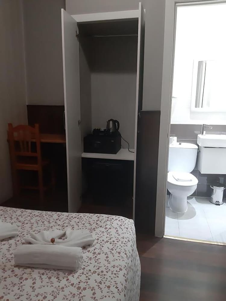 Standard Double Room photo 3