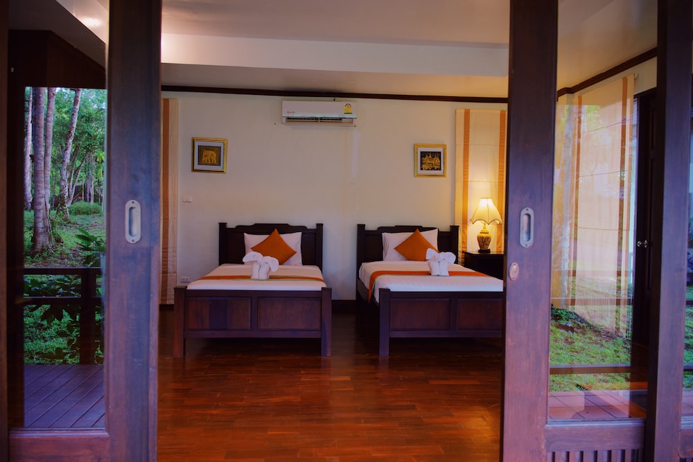 Private Villa Twin Room - Photo 6