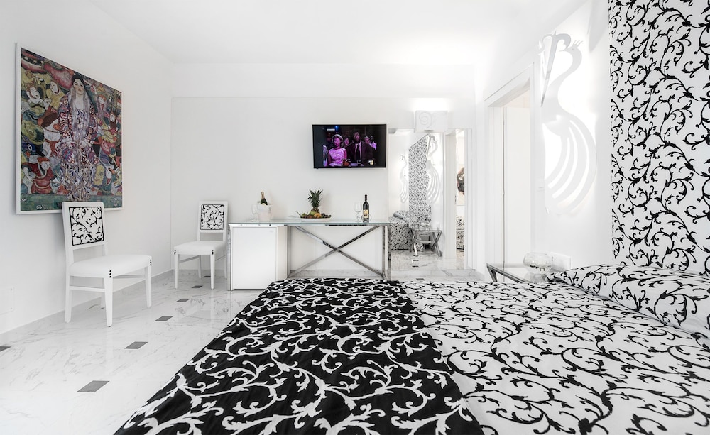 Standard Double Or Twin Room photo 2
