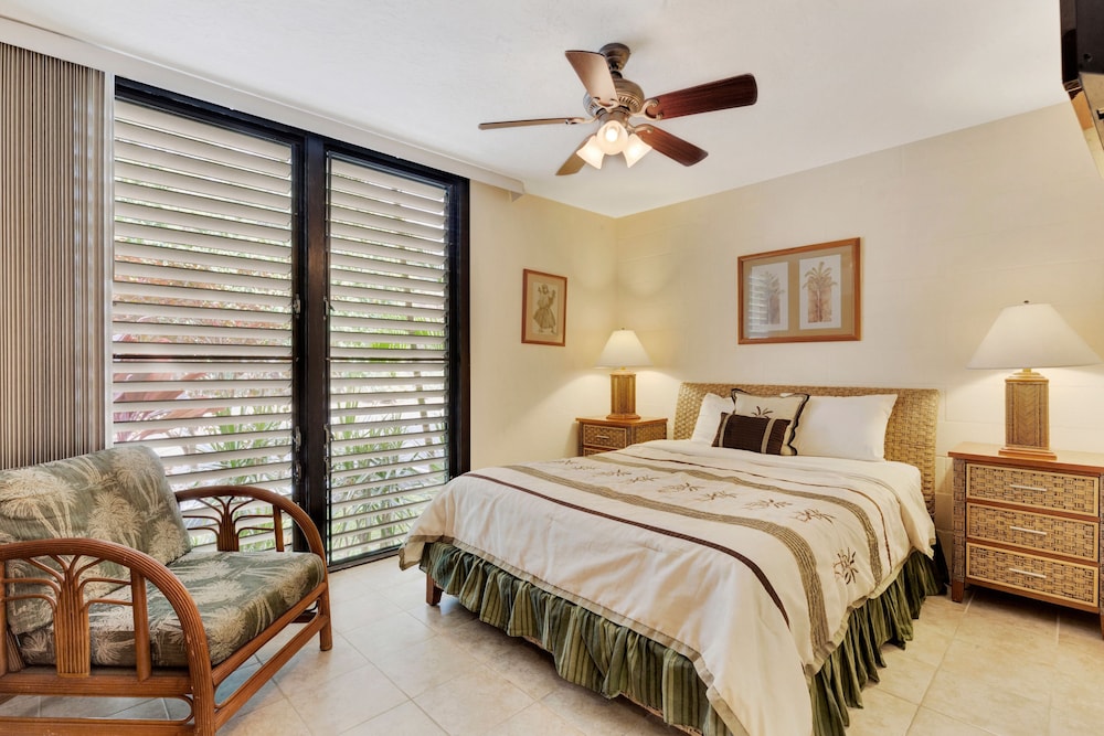 Suite, 1 Bedroom, Partial Ocean View