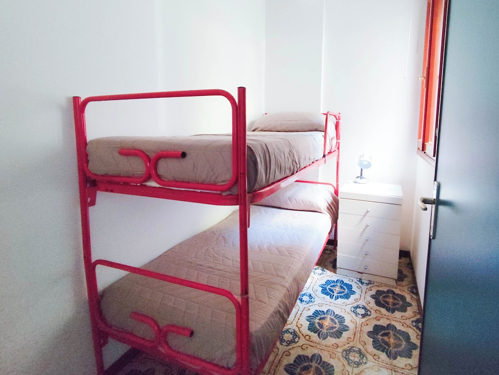 Apartment, 2 Bedrooms, Balcony, City View photo 2