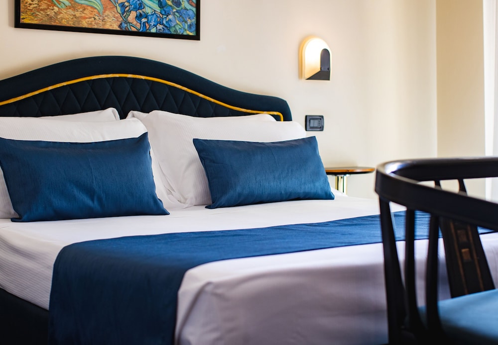 Superior Quadruple Room photo 2