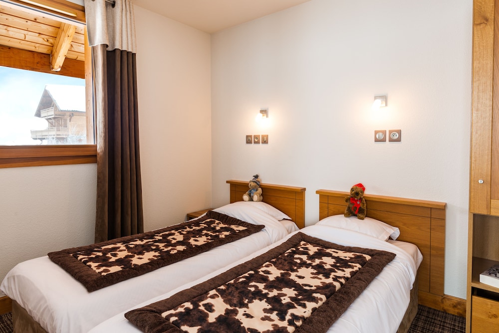 2 Bedrooms Apartment with CABIN OR DUPLEX 8 pers.