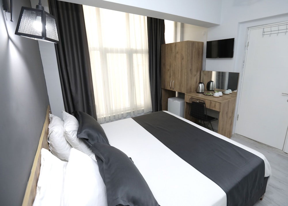 Standard Studio Suite photo 2
