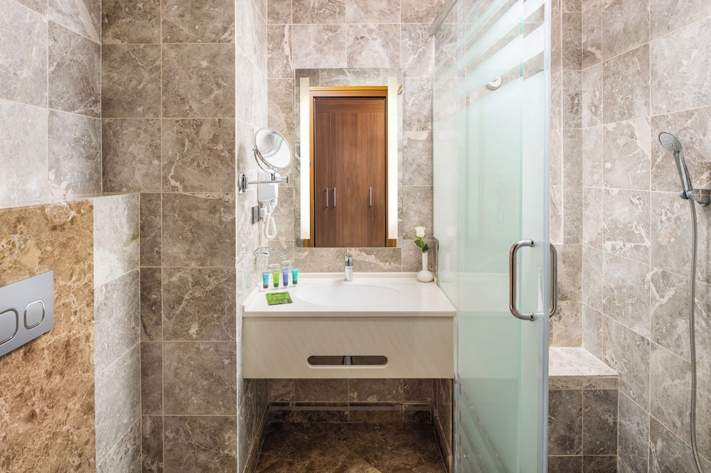 Standard Triple Room - Photo 11