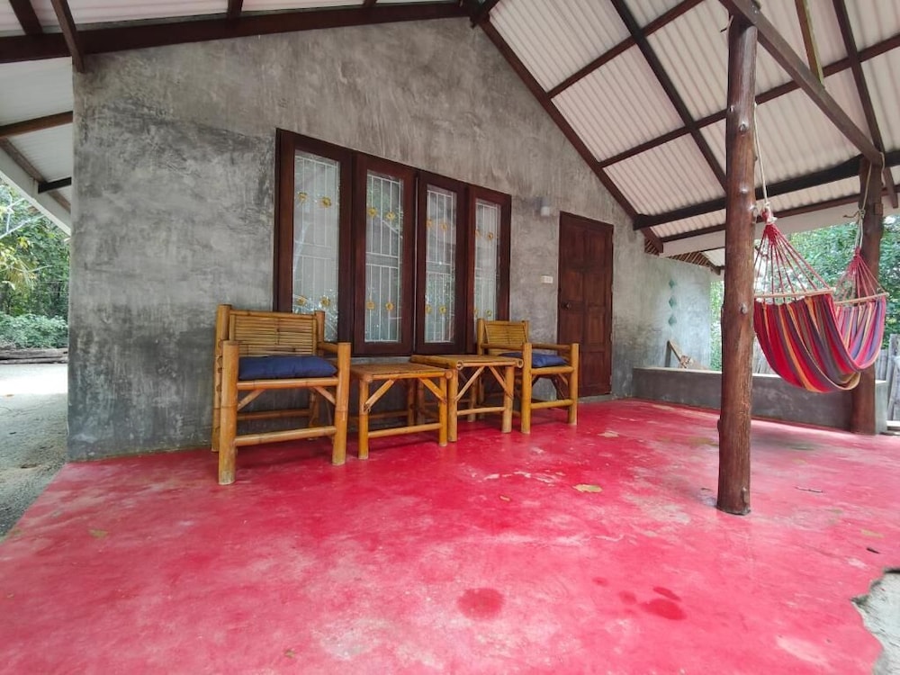 Family Room, Sea View