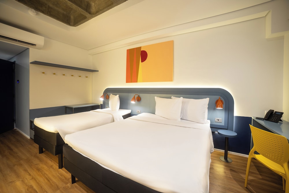 Standard Room, Multiple Beds