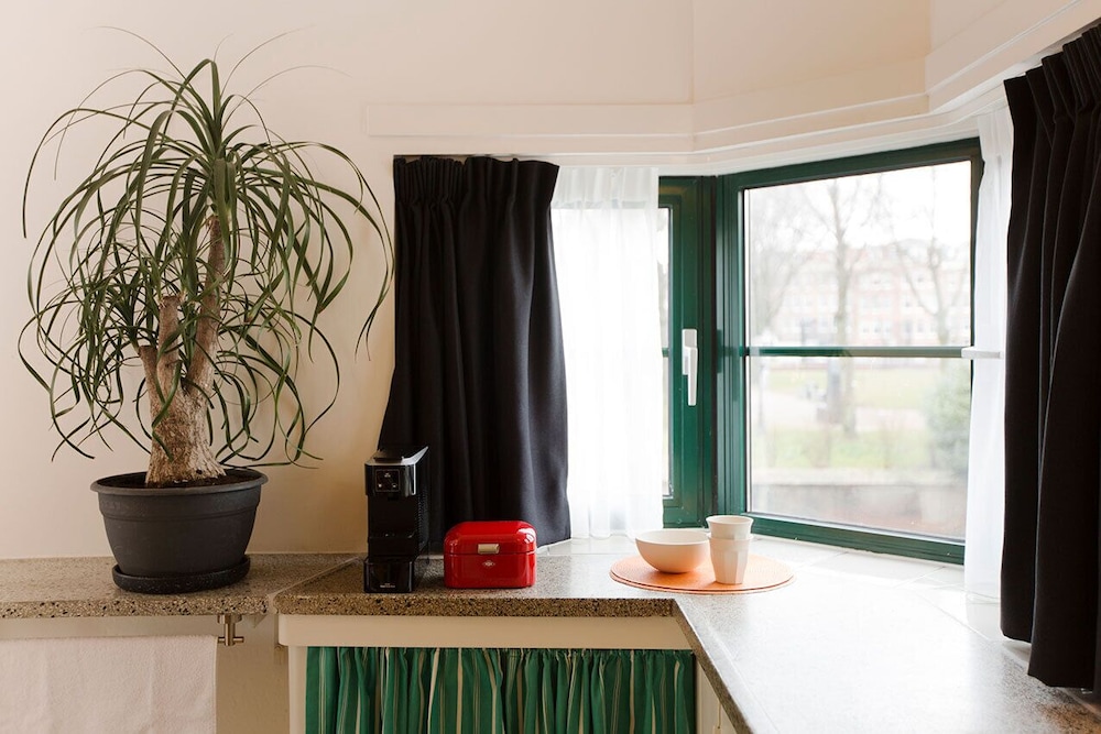 Apartment, 1 Double Bed, Canal View photo 3