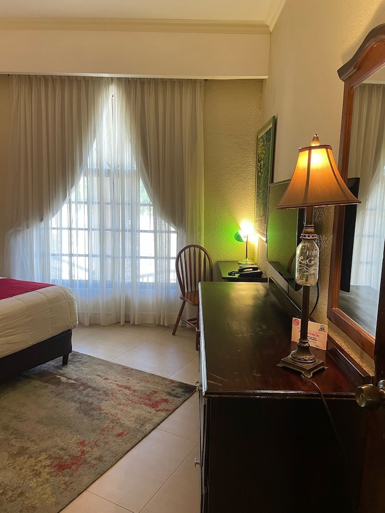 King Suite photo 2