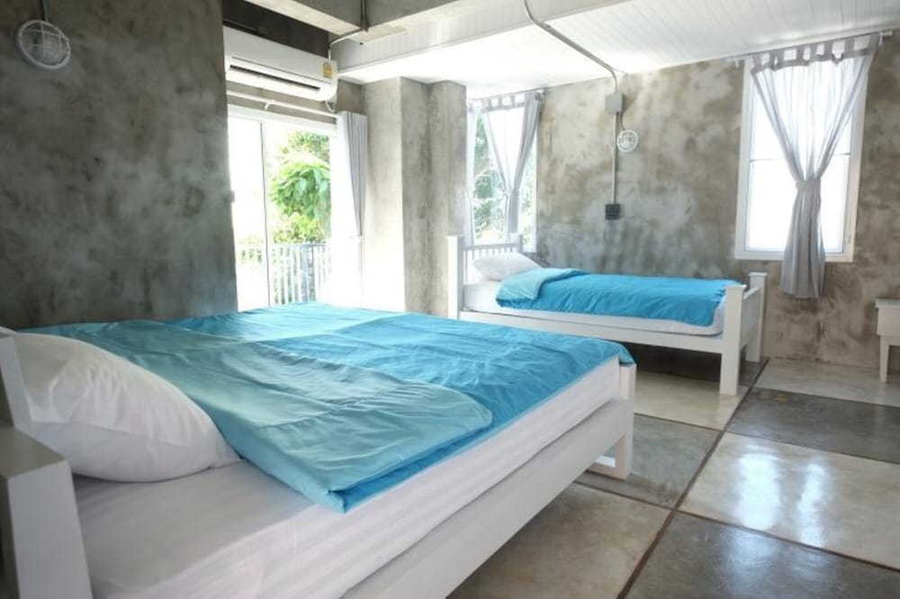 Triple Room (Air Condition) photo 3