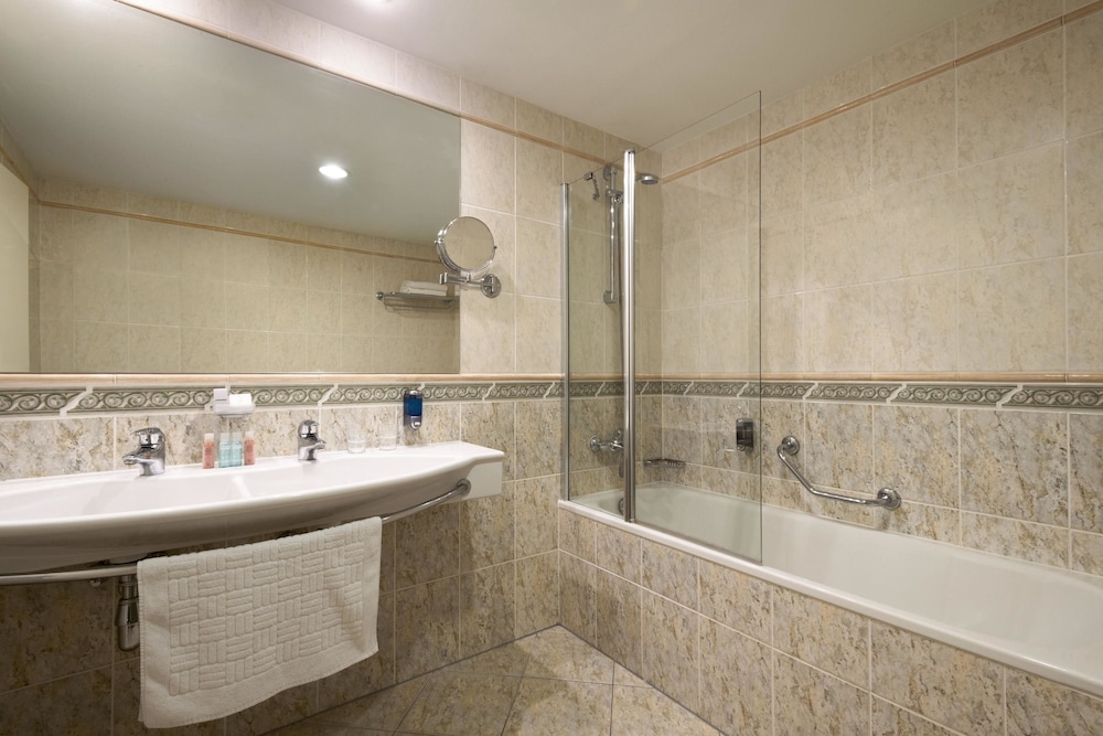 Suite, 1 King Bed, Non Smoking