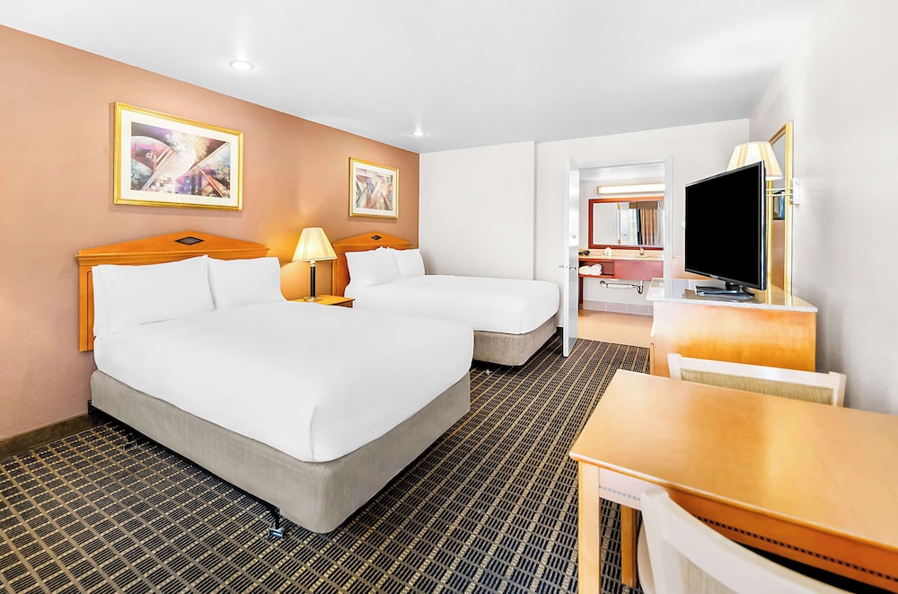 Standard Room, 2 Double Beds, Accessible, Refrigerator & Microwave - Photo 1