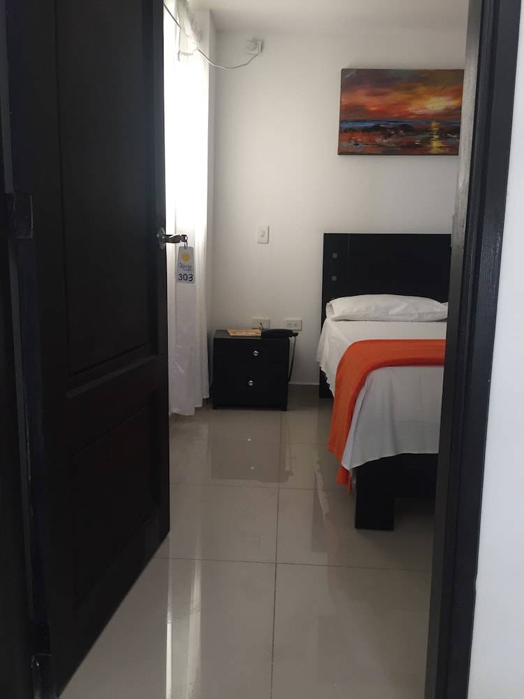 Single Room photo 3