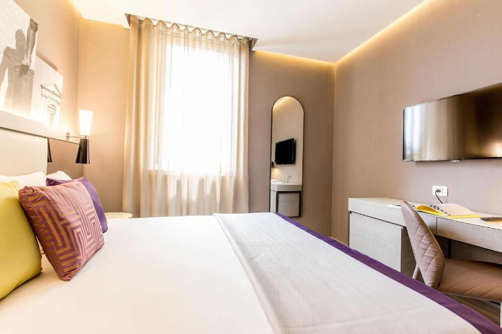 Classic Double Room Single Use photo 2