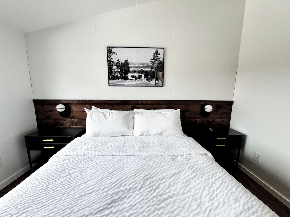 Cabin (Full) - Photo 12
