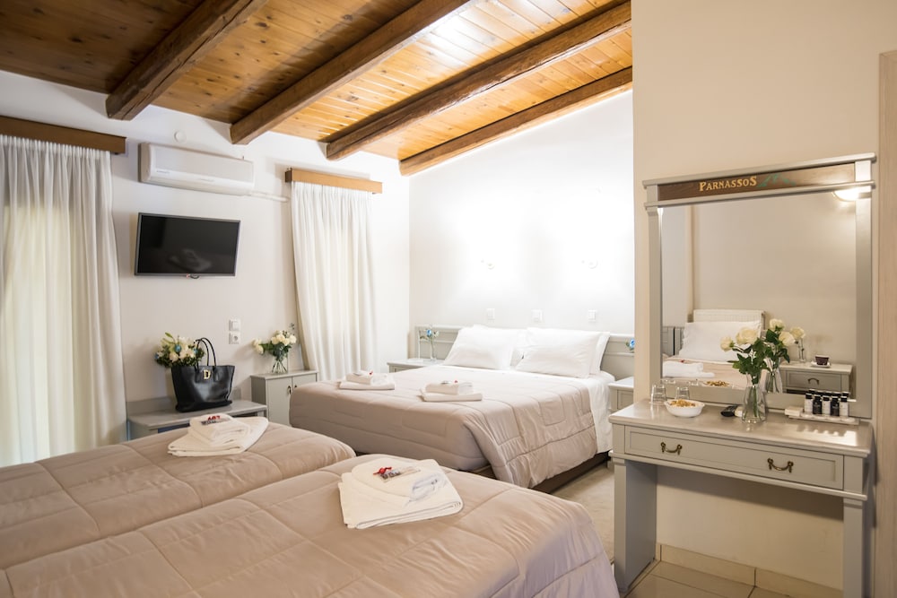 Family Connecting Twin Rooms with Spa bath photo 3