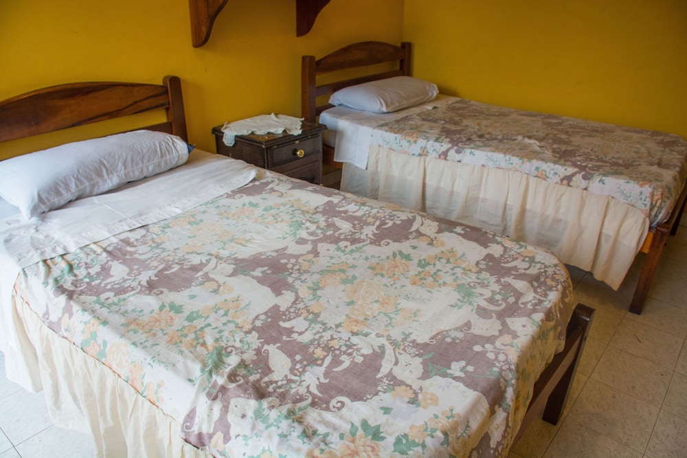 Classic Double Or Twin Room, Multiple Beds photo 2