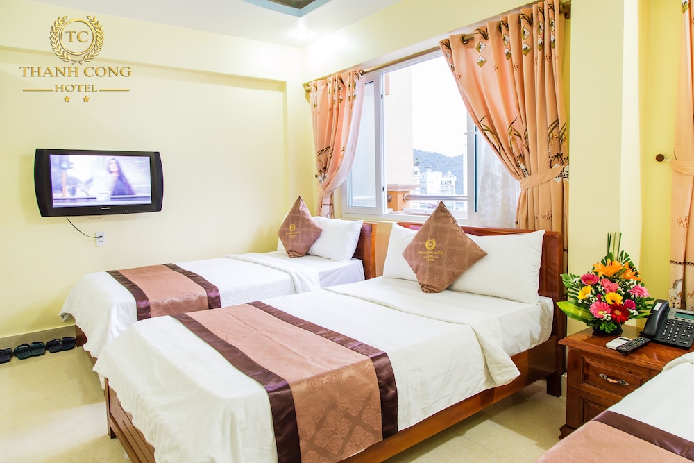 Deluxe Triple Room, Ocean View photo 3