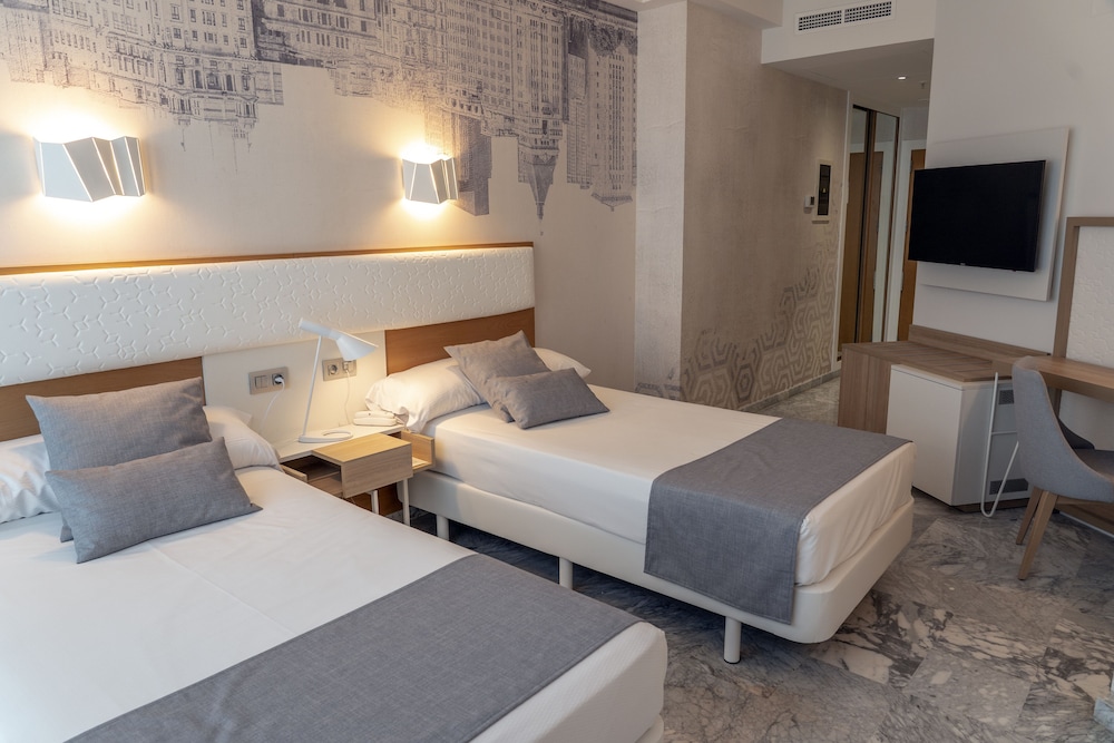 Superior Room, 2 Twin Beds photo 2