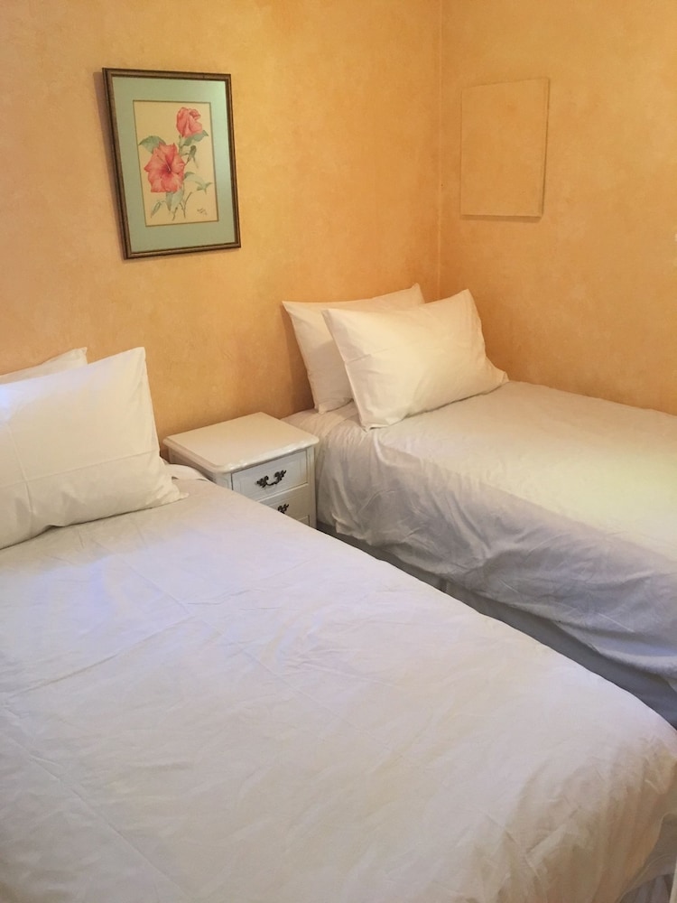 Sunflower Cottage photo 2