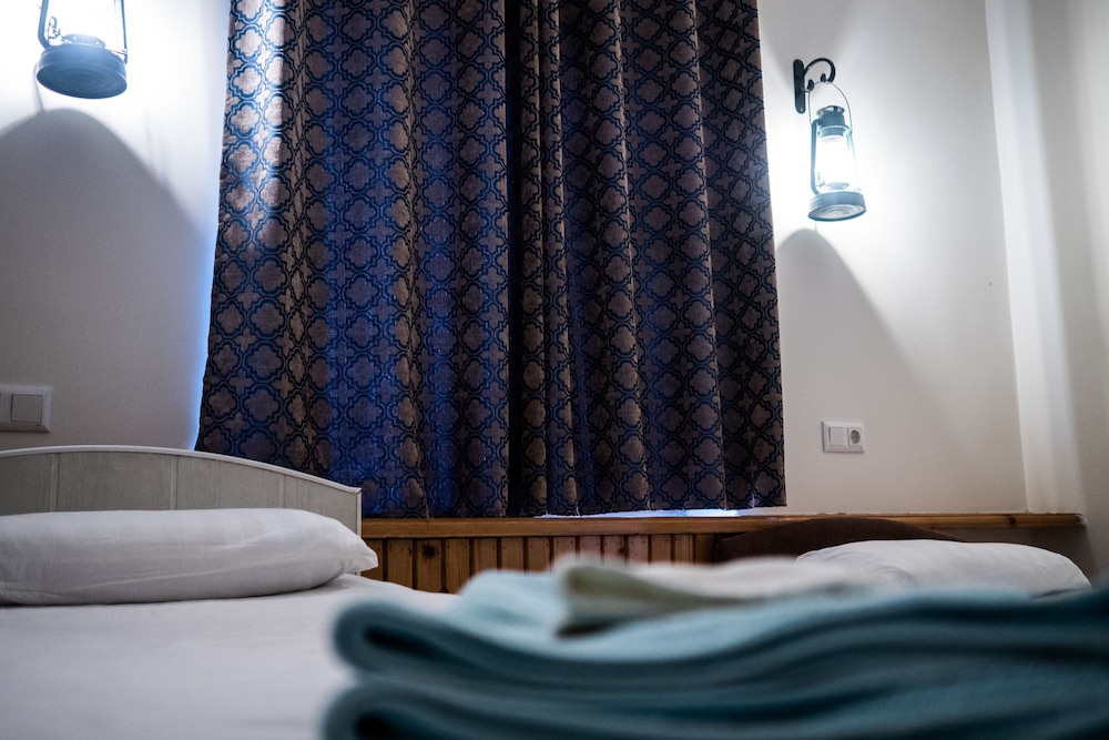 Standard Twin Room photo 2
