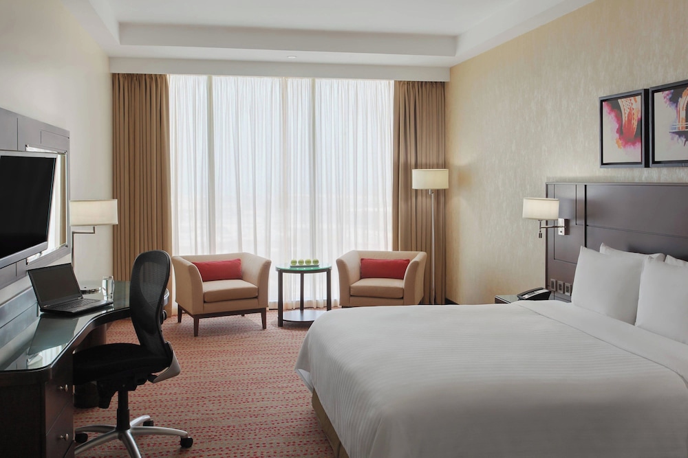 Superior Room, 1 King Bed