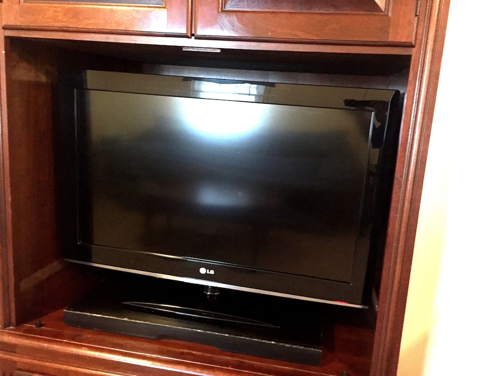 Suite, 1 Bedroom photo 2