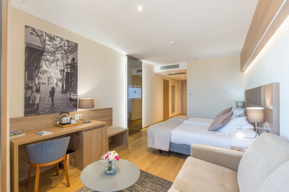 Superior Twin Room photo 3