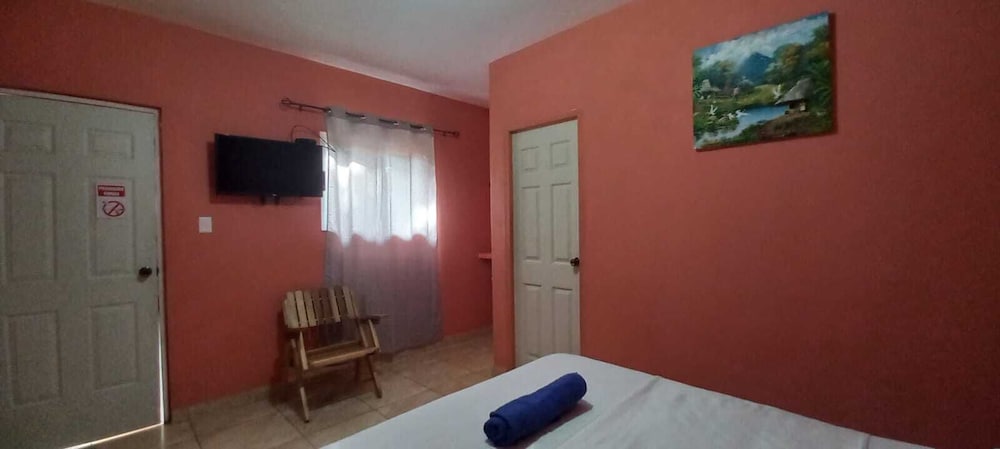 Economy Double Room photo 2