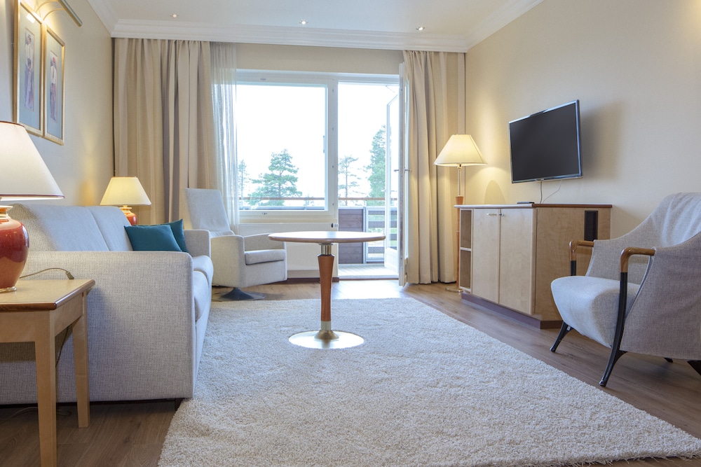 King Suite, 1 Bedroom with Sauna photo 2