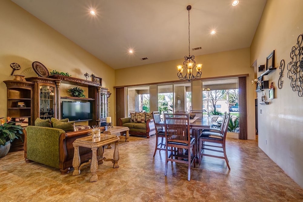 House, 4 Bedrooms, Bathtub, Mountain View (The Destination) photo 2