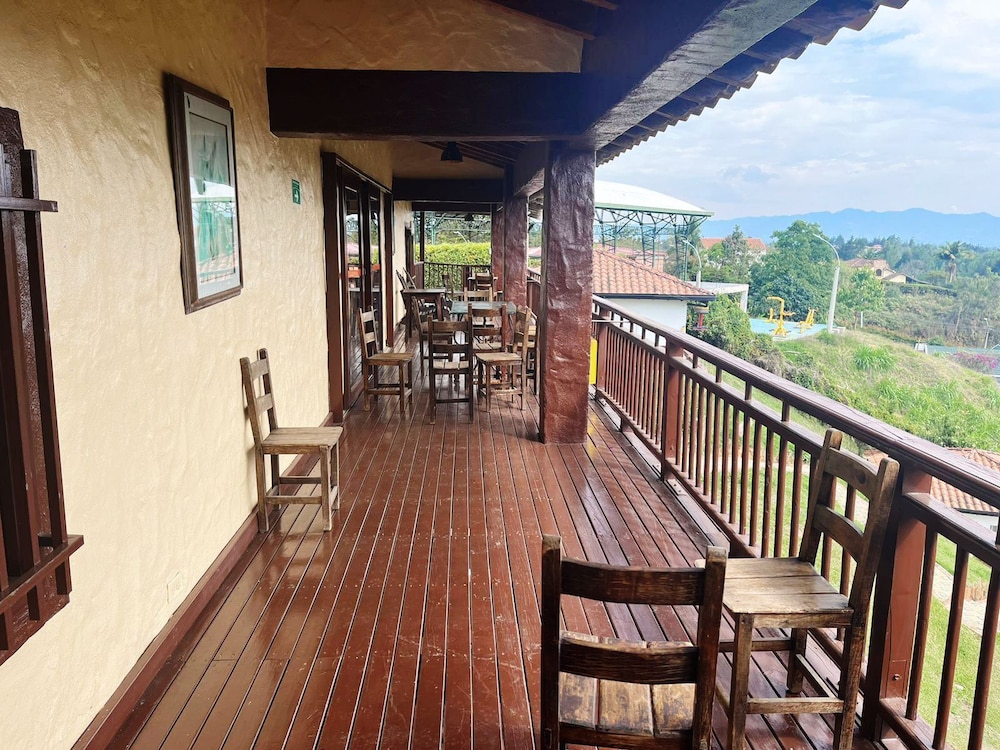 Deluxe Cabin photo 2