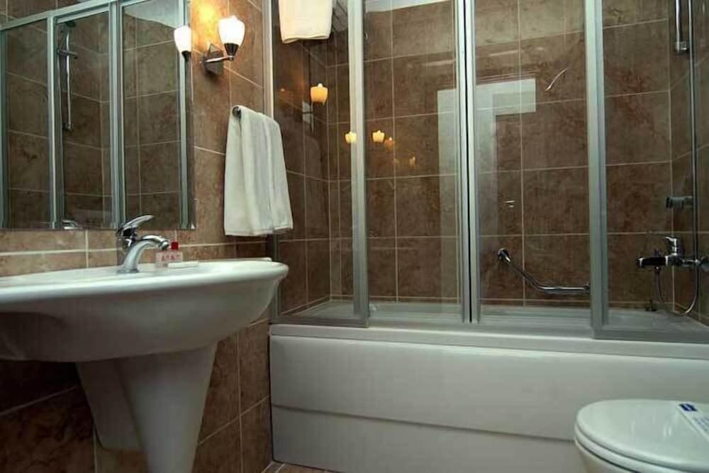 Family Suite, 1 Bedroom photo 3
