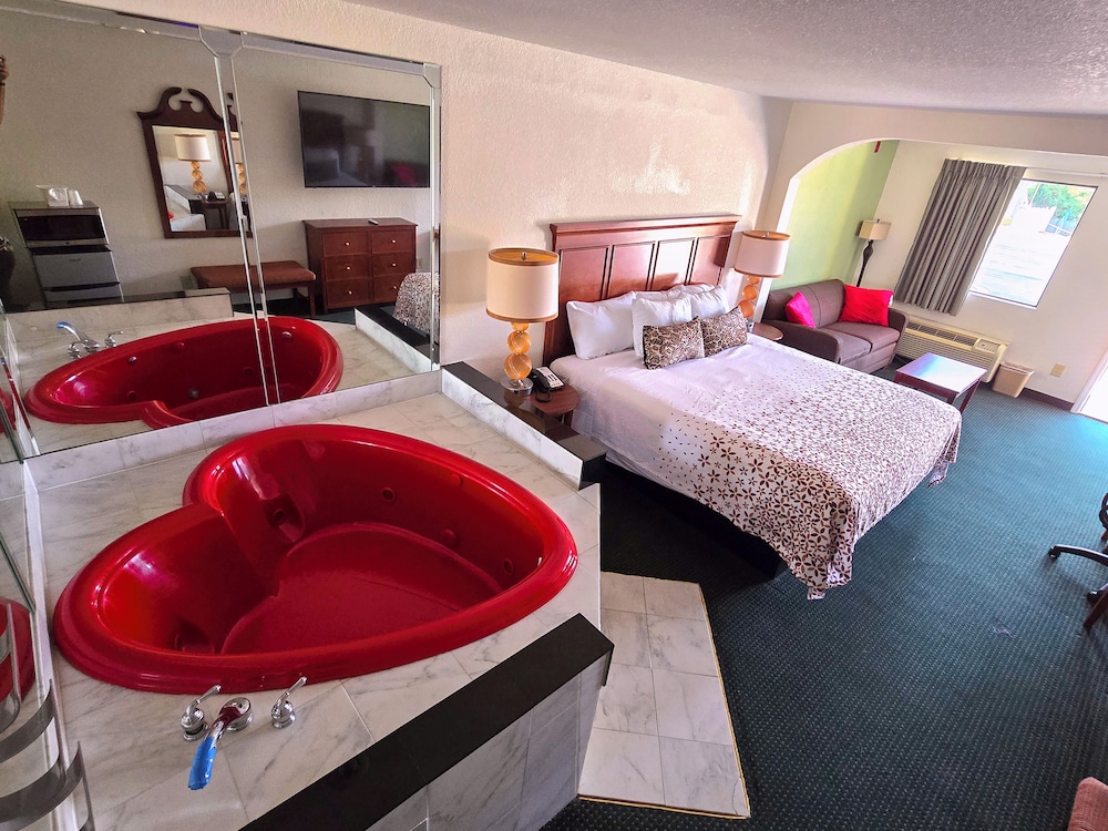 Suite 1 King Jetted Tub Non Smoking photo 3
