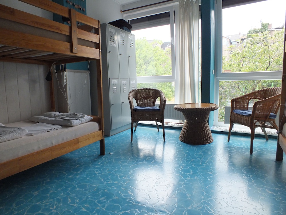 Shared Dormitory (Sechsbettzimmer) photo 1