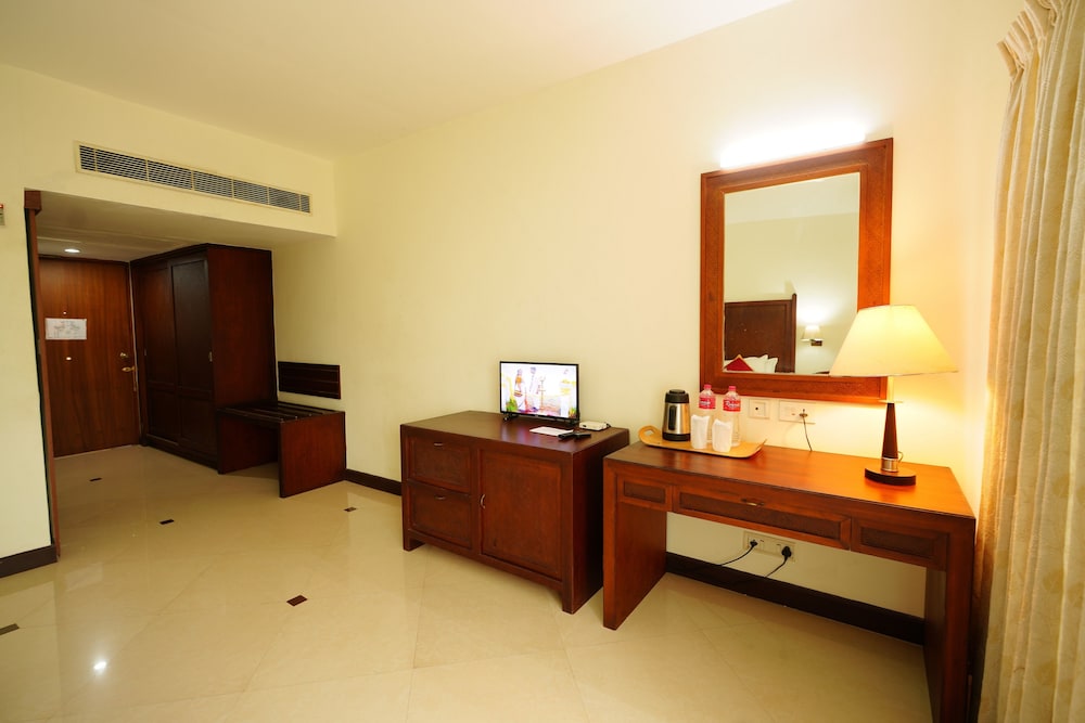 Executive Double Room, 2 Twin Beds, Non Smoking, Garden View photo 2