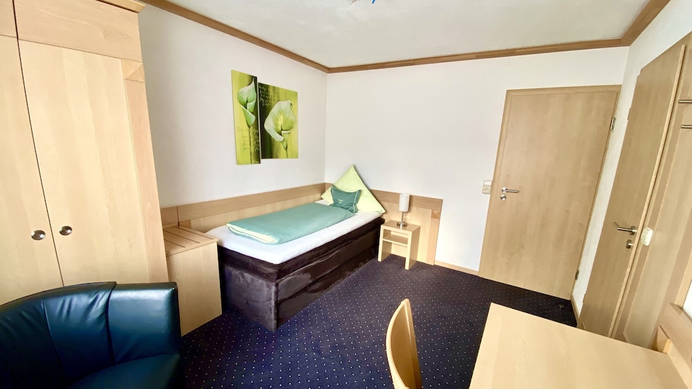 Business Single Room