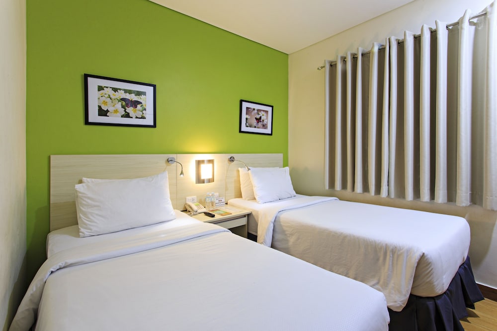 Standard Room photo 2