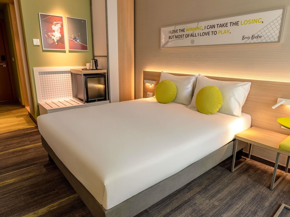 Standard Room, 1 Queen Bed - Photo 4