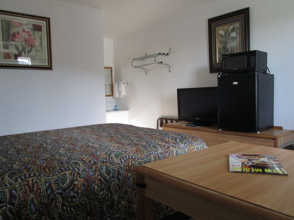 Standard Room, 1 Queen Bed, Non Smoking photo 1