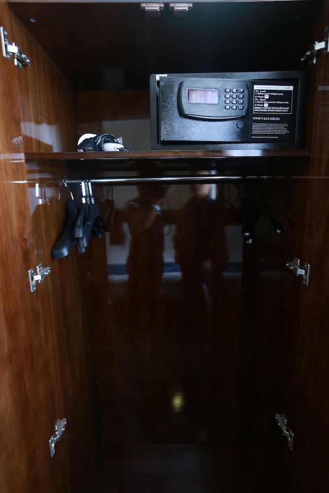 Standard Twin Room photo 3
