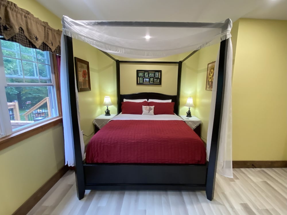 Double Room, Ensuite ( Sunset Cove) photo 2