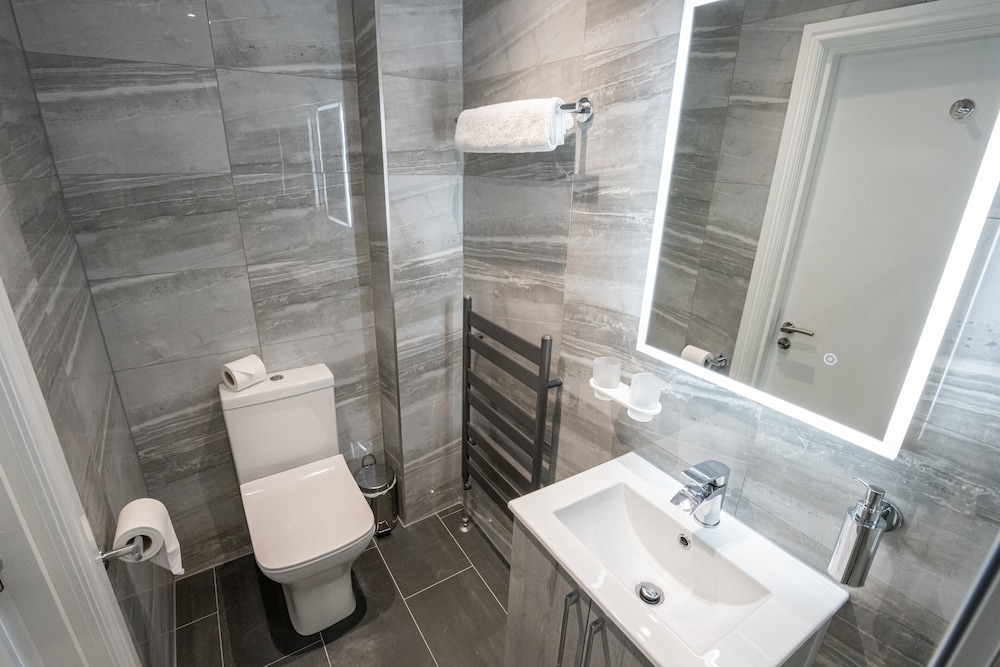 Superior Twin Room - Photo 3