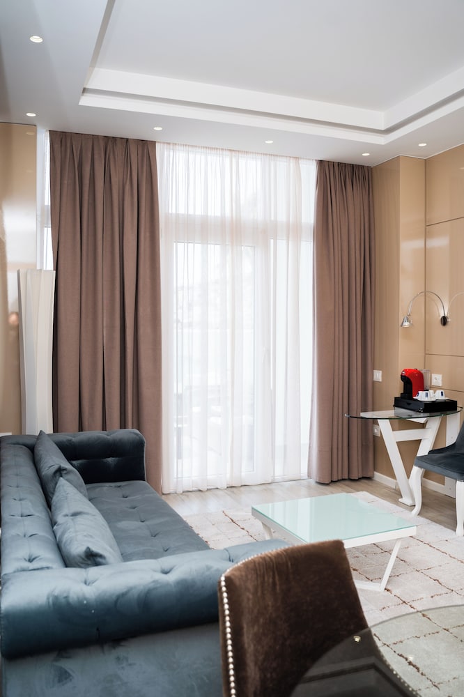 Superior Suite photo 2