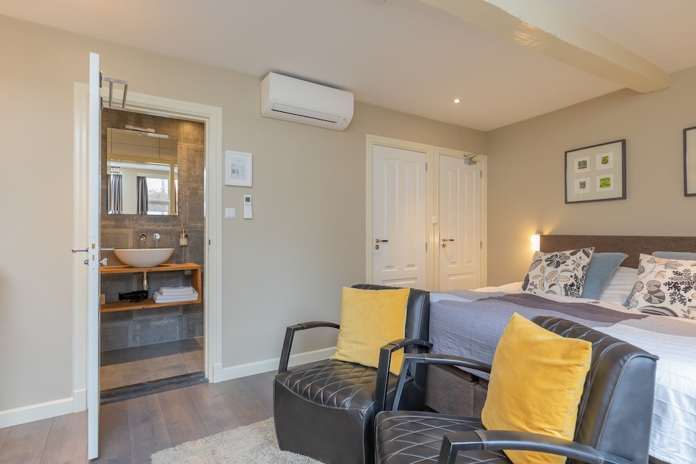 Deluxe Double Room, Garden View photo 2